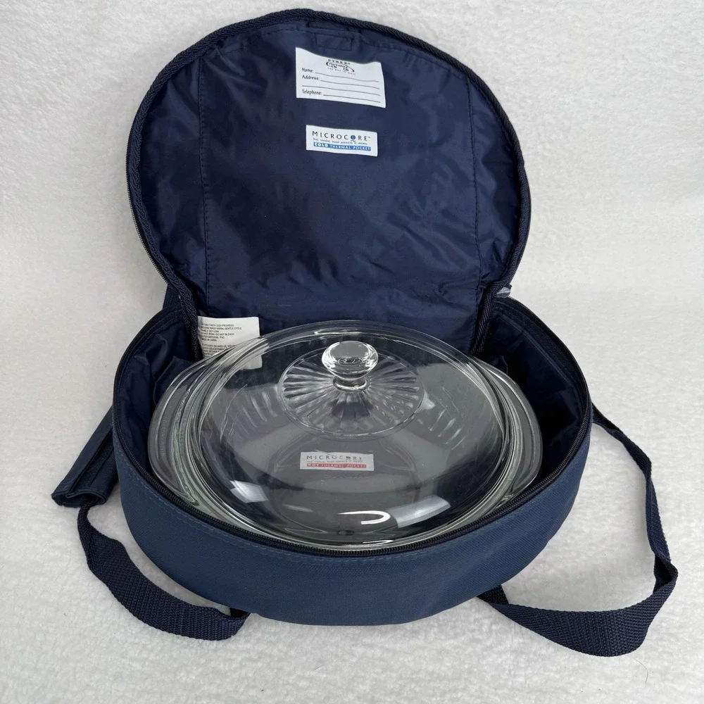 Pyrex Portables Blue Bag With Clear Pyrex Glass Ribbed 2QT Dish & Lid Strap